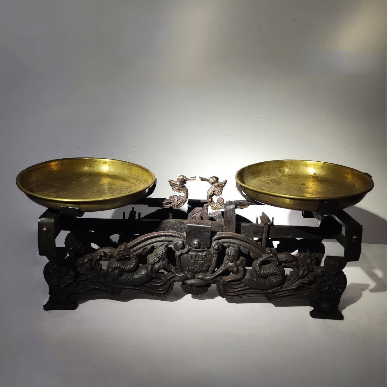 ترازوی فرشته روسی
